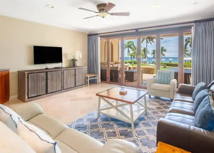 Chic With A Stylish Coastal Design In An Exclusive Community With Direct Access