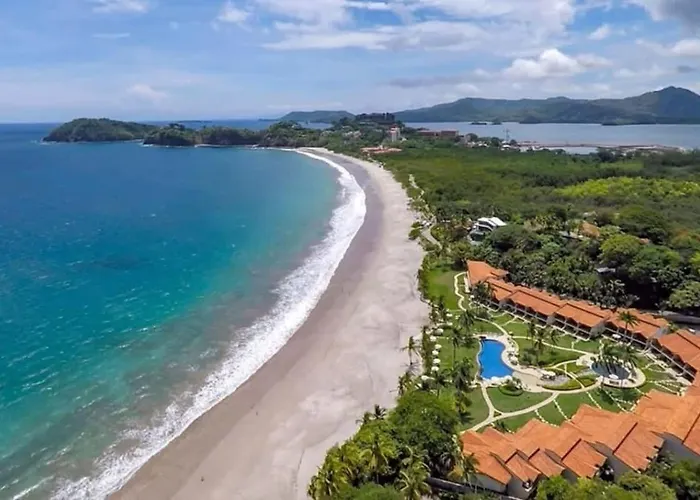 Chic With A Stylish Coastal Design In An Exclusive Community With Direct Access * Playa Flamingo